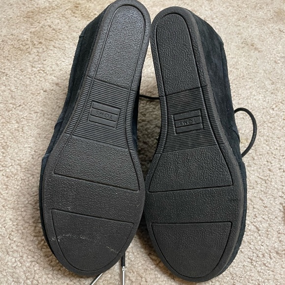 Tom’s Kala Suede Wedge Booties - Picture 8 of 9